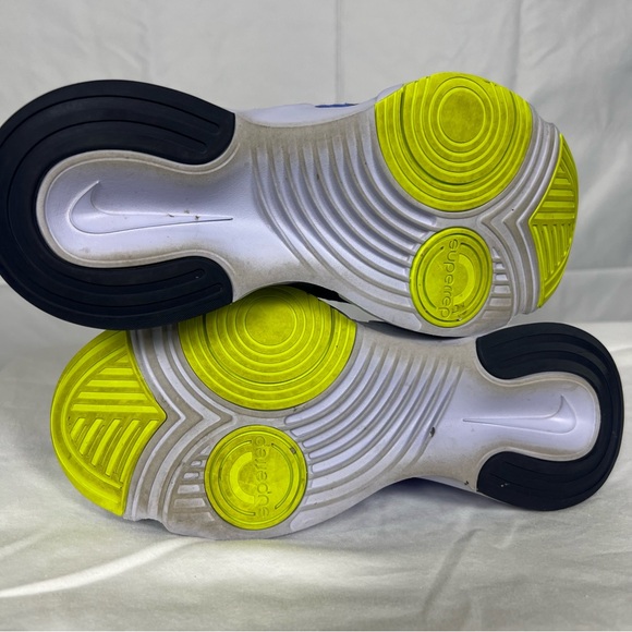 Nike women’s SuperRep Go training shoes in shade sapphire/red plum. - Picture 12 of 13